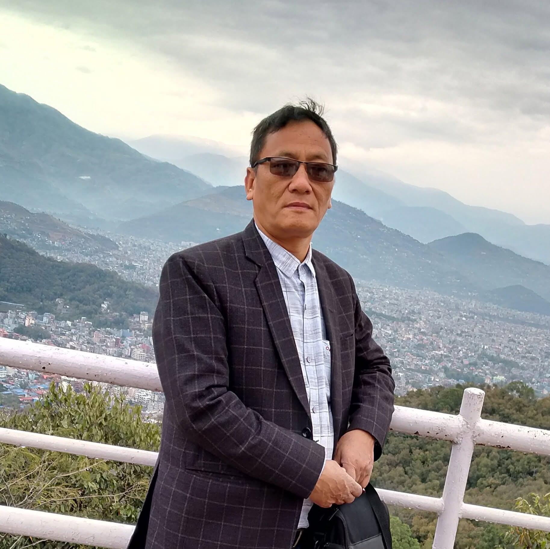 महेन्द्र गुरुङ